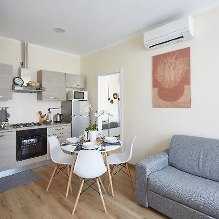 Beautiful Bohemian Apartment In Center Conditioned Air Como Exterior photo