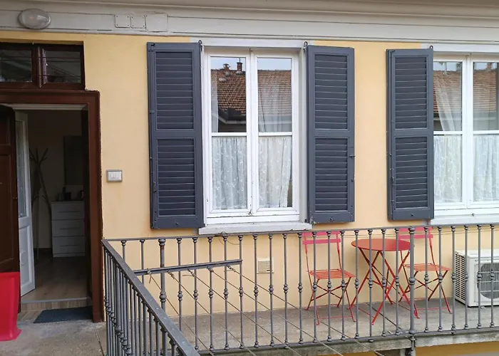 Beautiful Bohemian Apartment In Center Conditioned Air