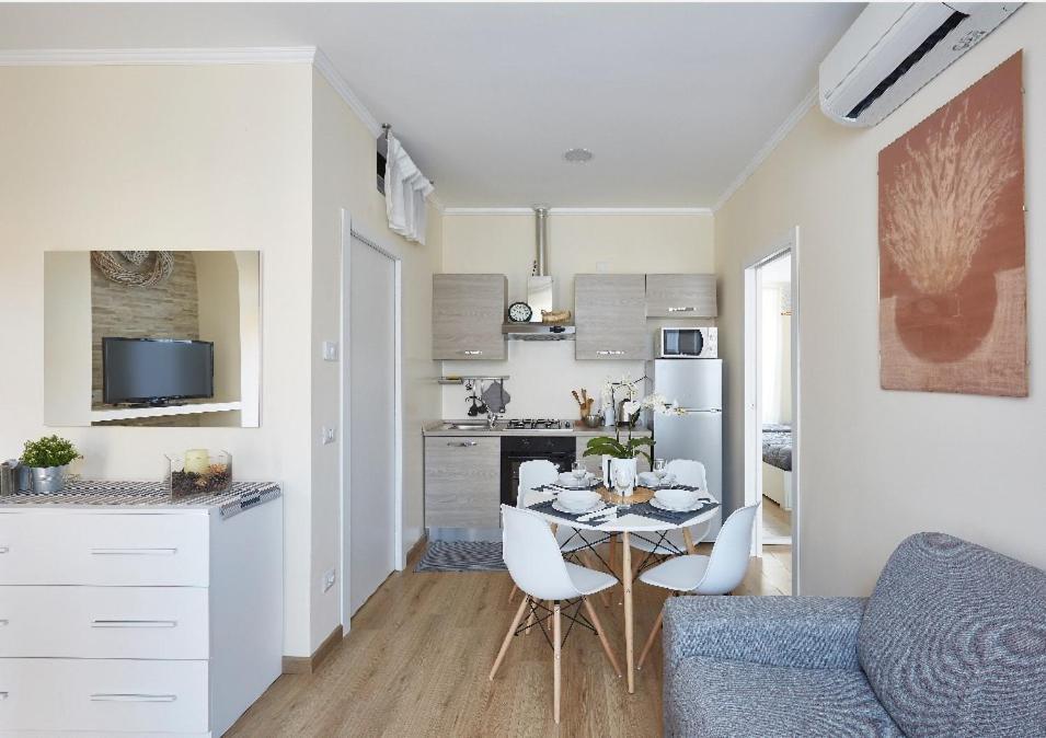 Appartement Beautiful Bohemian In Center Conditioned Air Como